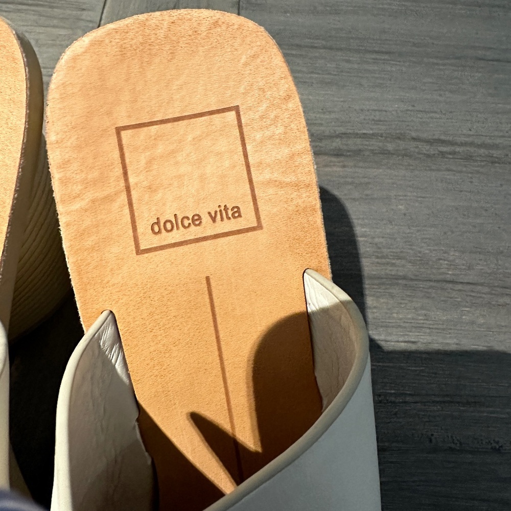 Dolce Vita Amber Cream and Blue Striped Heels Size 8 - Picture 5 of 8